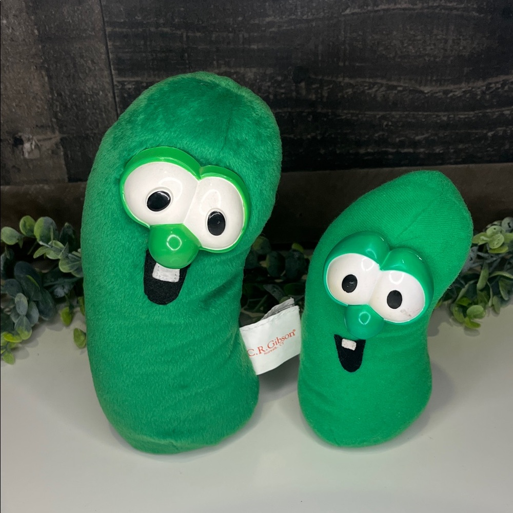 2/ Vintage Larry the Cucumber plush from the VeggieTales series